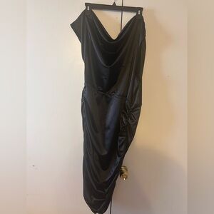 Gorgeous SHEIN Black One Shoulder Satin Look Dress. Great for Formals.